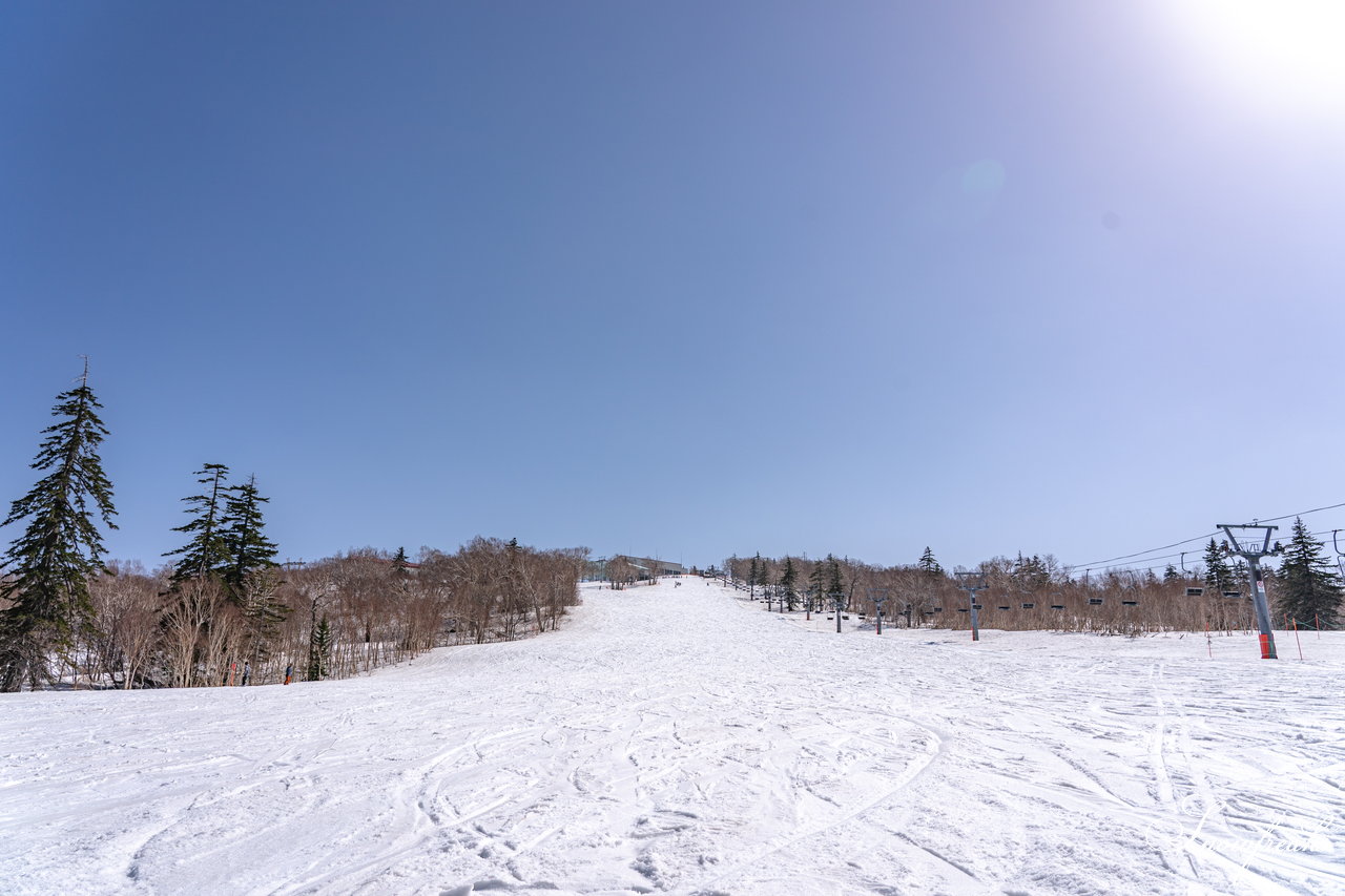 札幌国際スキー場　2020-2021ウィンターシーズン営業最後の週末。煌めく陽光を浴びながら、今季最後の撮影へ。SNOW Freaks 今季最後のレポートです(^^)/